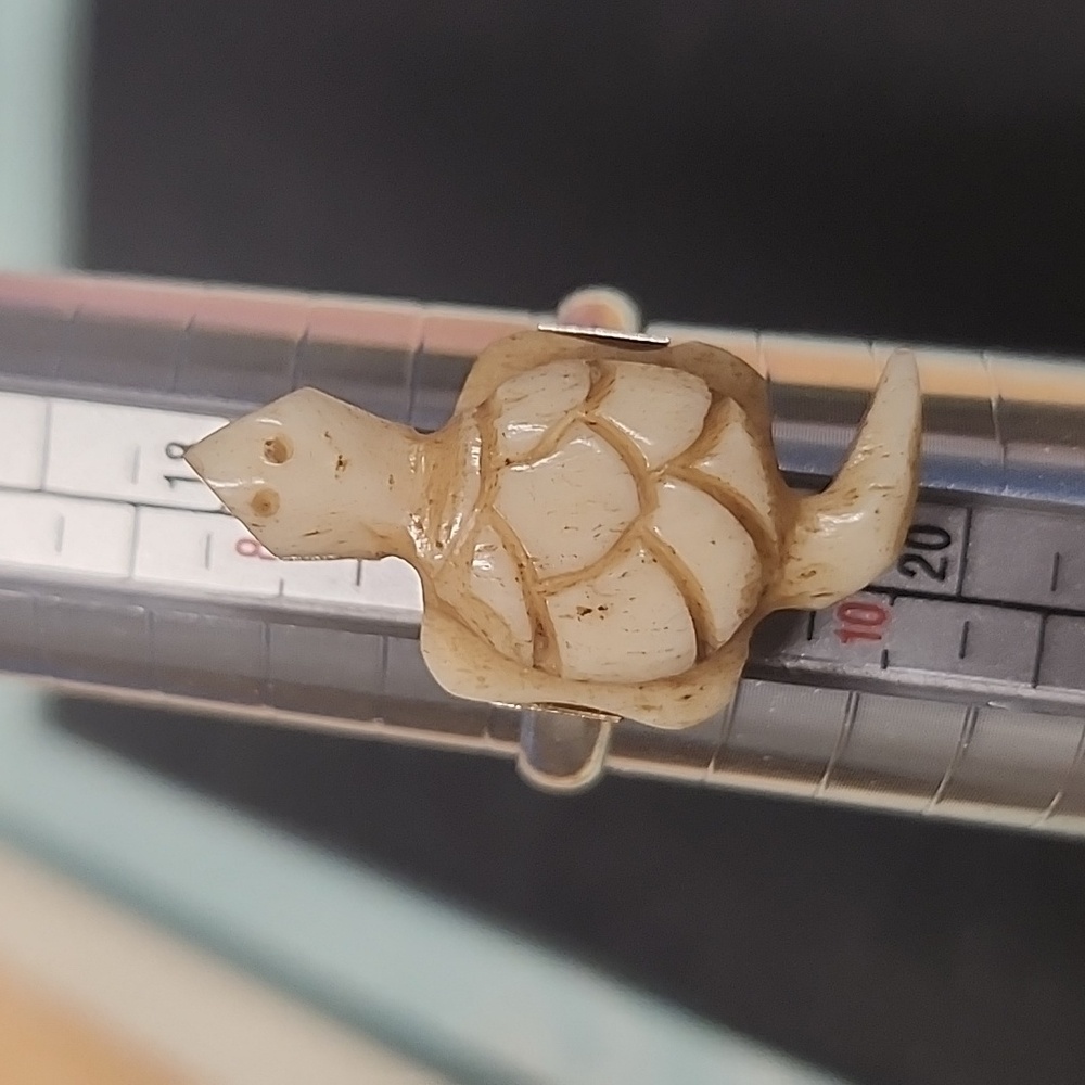 925 Resin Turtle Ring - Picture 3 of 3